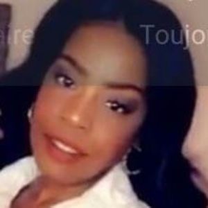 Meet your Posher, Naromi